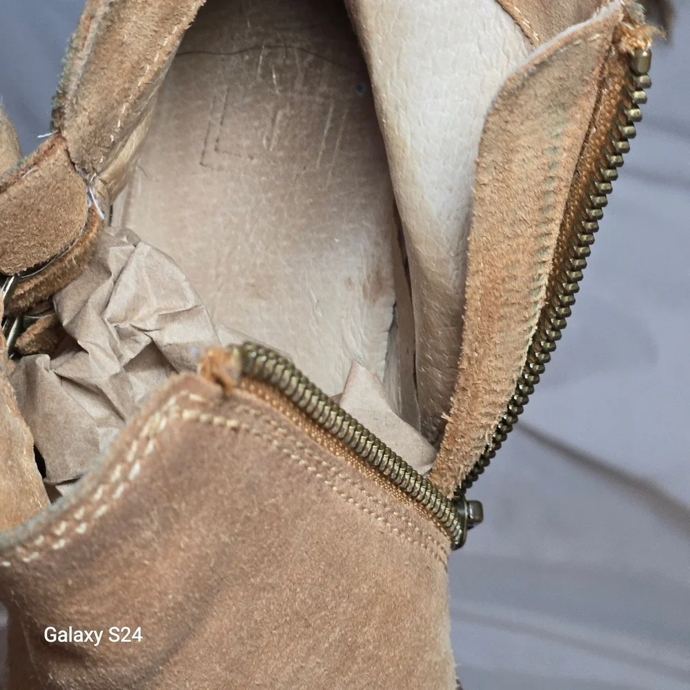 Frye Suede‎ Leather Buckle Accent Ankle Boots Booties Women's 8.5M